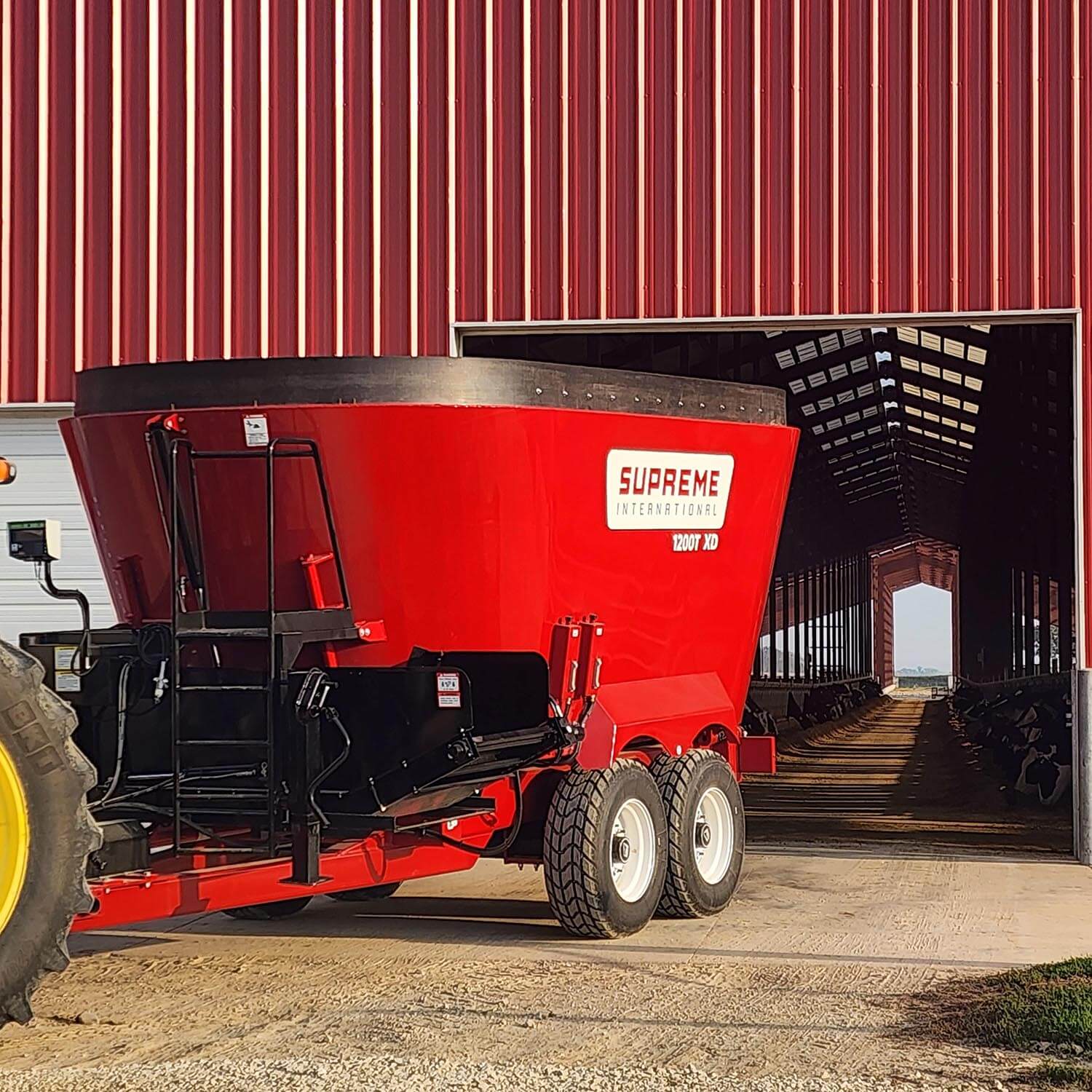 Supreme International Feed/Mixer Wagon